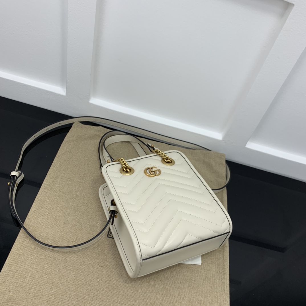 Gucci Satchel Bags